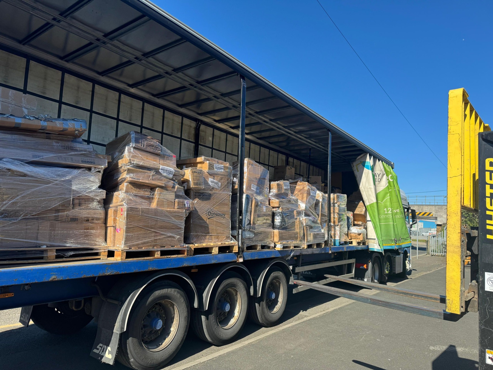 Aosom Truckload