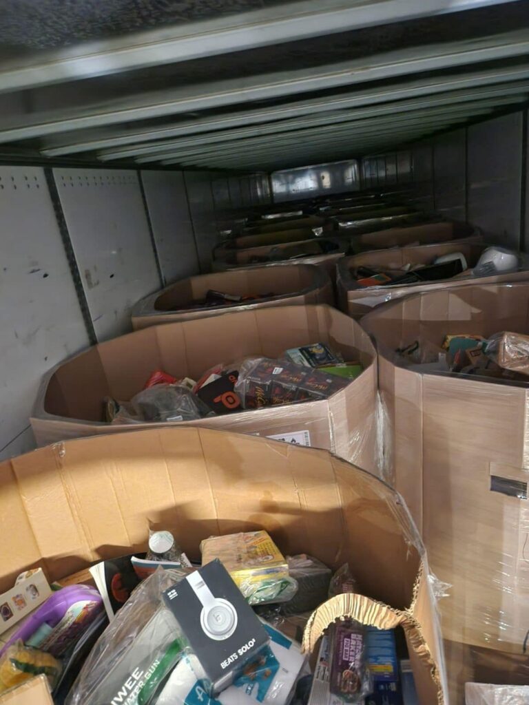 Amazon 7ft FC Truckload